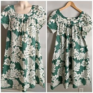 Royal Creations Hawaii Green White Floral Muumuu Aloha Cotton House Dress size L